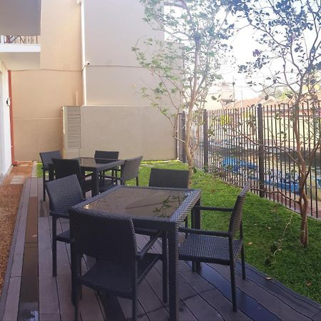 נגומבו Hive 68 - Hotel And Resorts מראה חיצוני תמונה